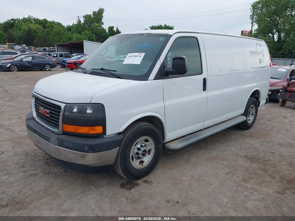 1GTW7AFF3H1904339 2017 GMC SAVANA 2500 photo no. 2