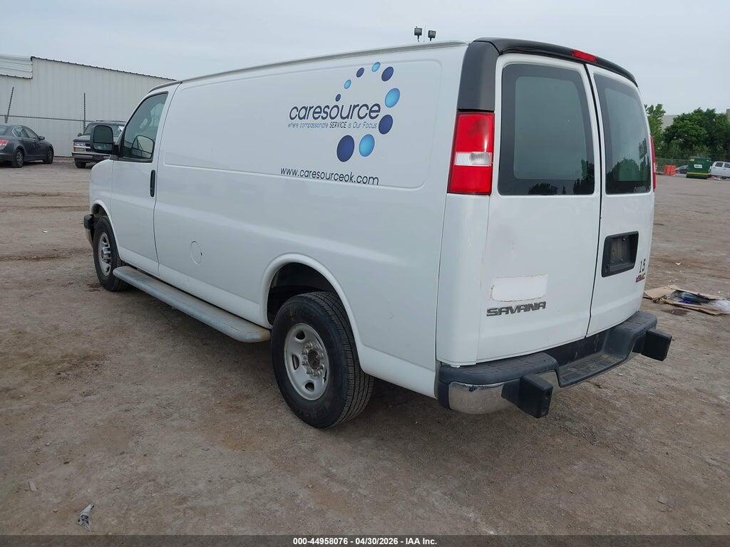1GTW7AFF3H1904339 2017 GMC SAVANA 2500 photo no. 3
