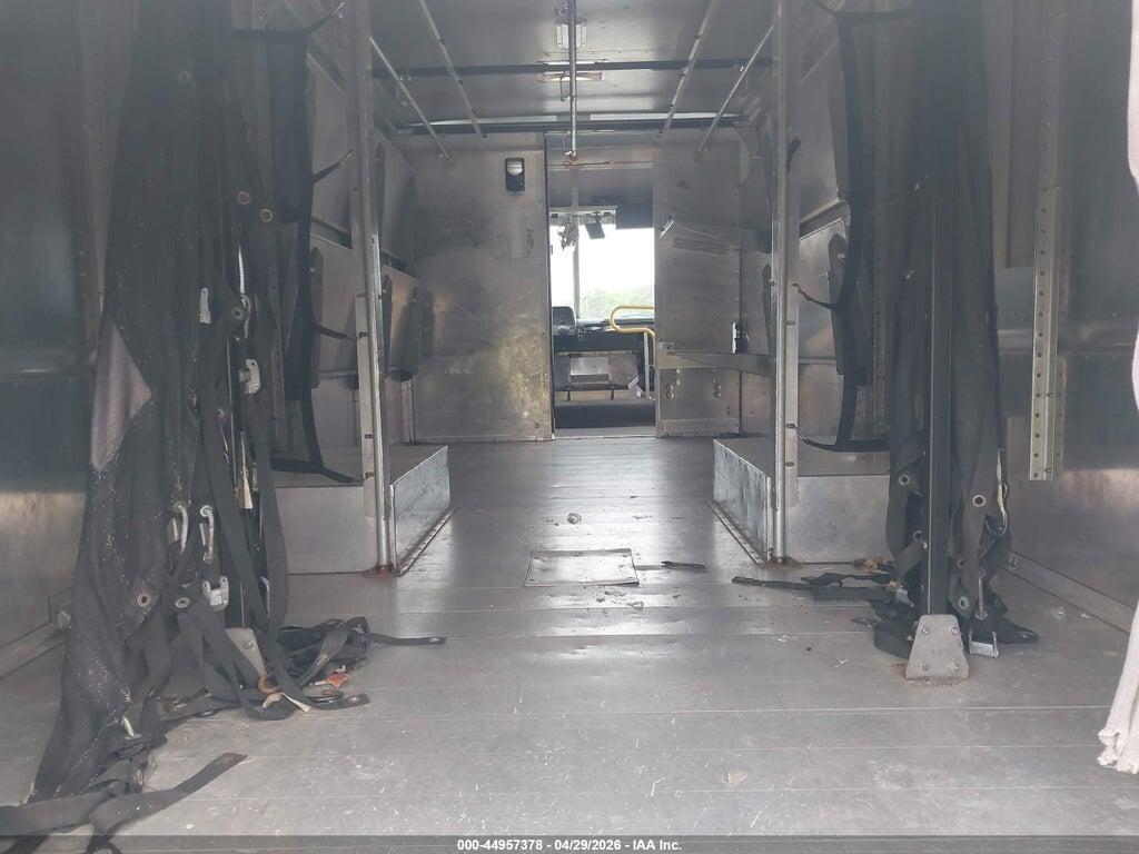 1F65F5KY6G0A13417 2016 FORD F-59 COMMERCIAL STRIPPED photo no. 6