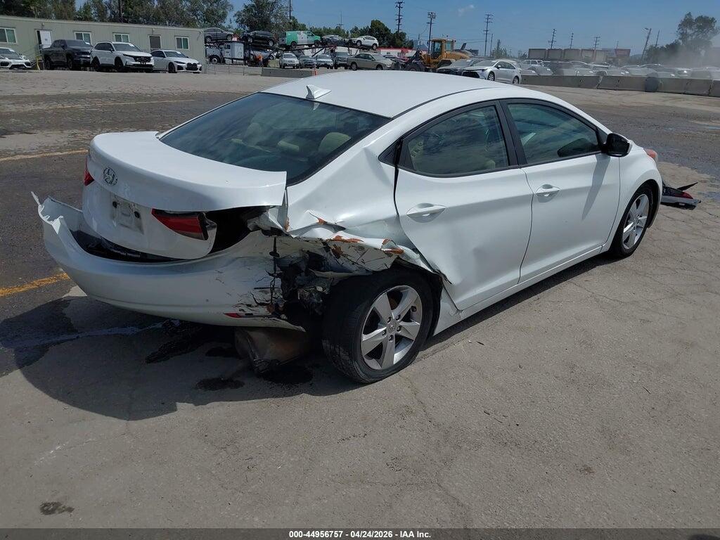 5NPDH4AE7DH254440 2013 HYUNDAI ELANTRA photo no. 4
