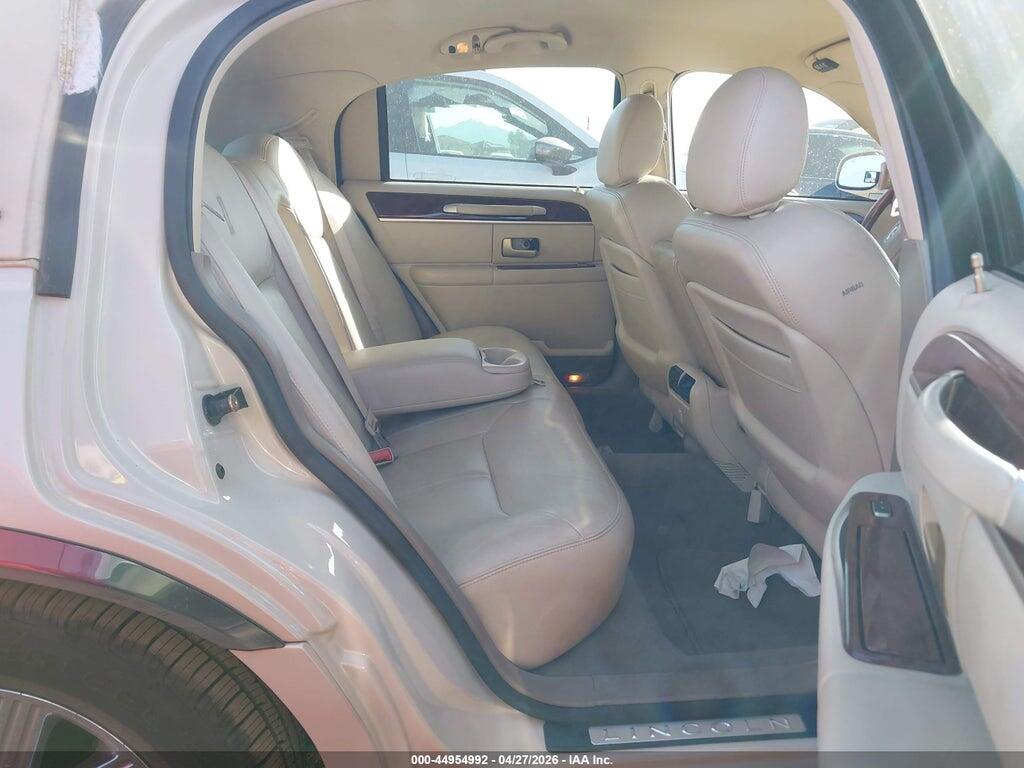 1LNHM83W13Y704487 2003 LINCOLN TOWN CAR photo no. 8