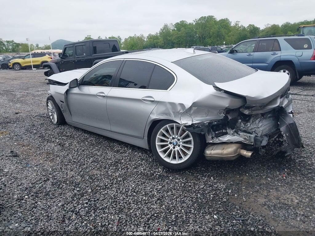 WBAFR7C57DC823218 2013 BMW 535I photo no. 3