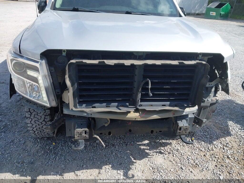 1N6AA1E57JN525943 2018 NISSAN TITAN photo no. 6