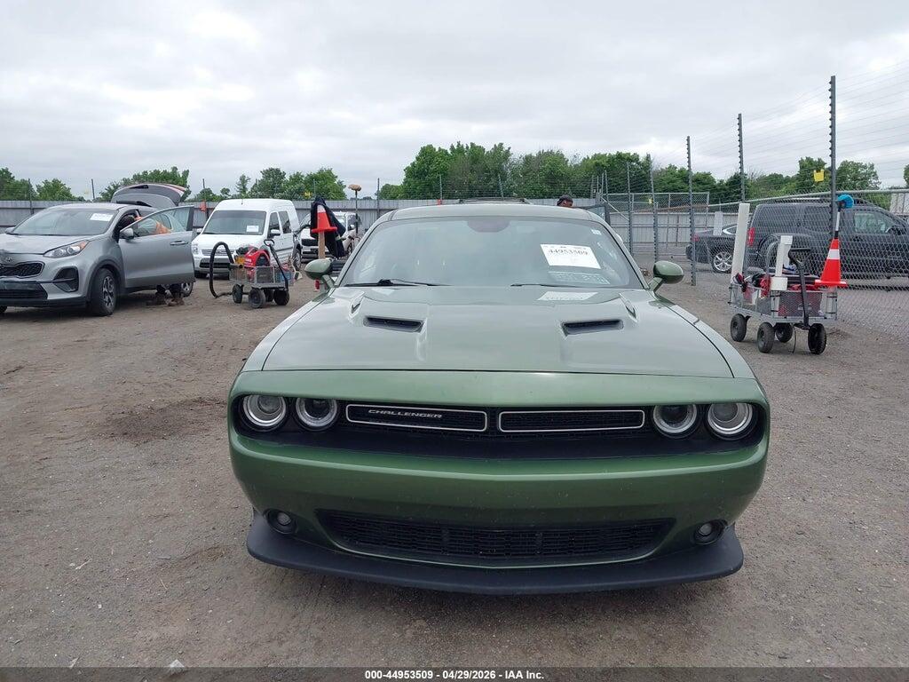 2C3CDZFJ8JH181985 2018 DODGE CHALLENGER photo no. 12