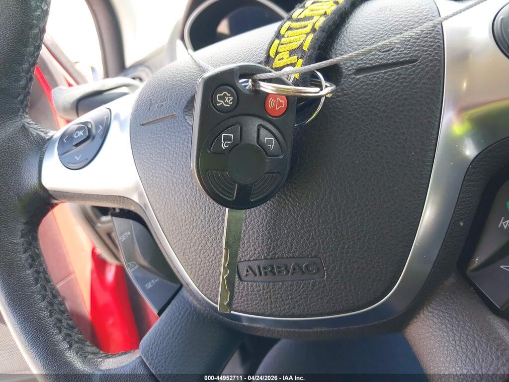 1FAHP3M20CL252089 2012 FORD FOCUS photo no. 11