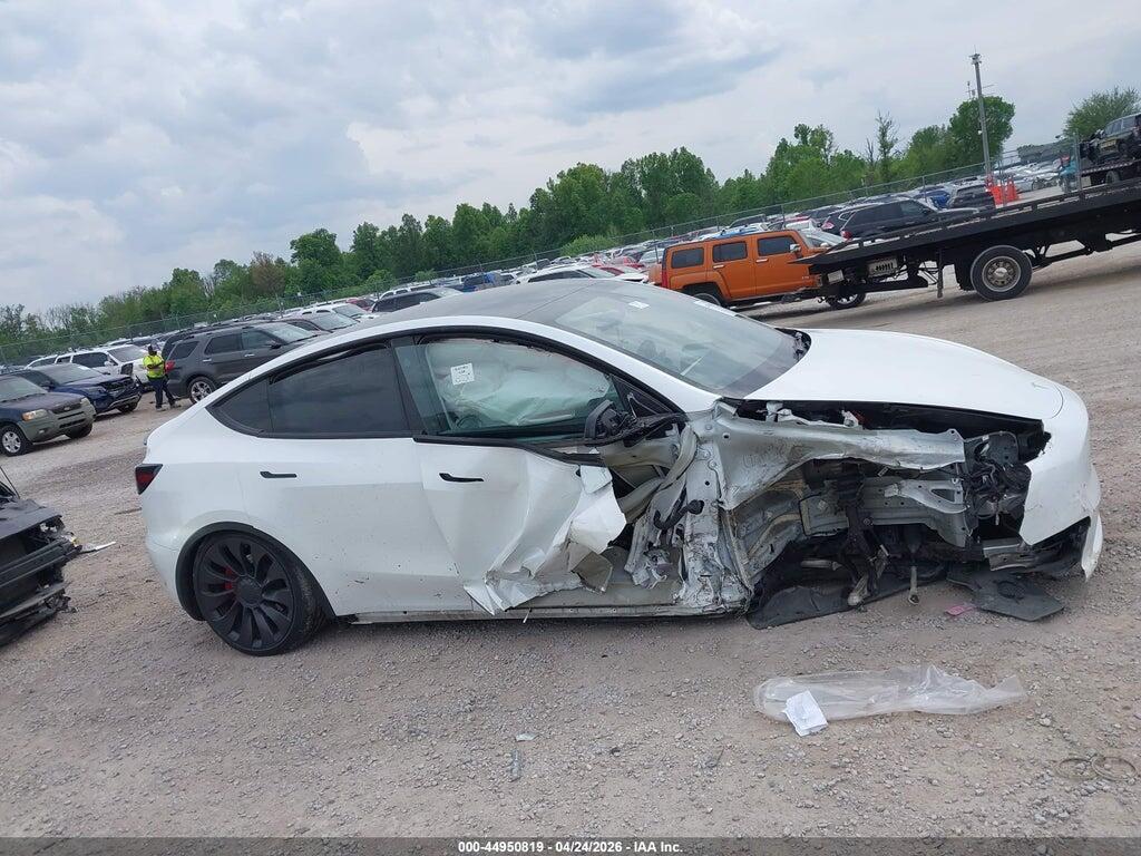 7SAYGDEF7SA339958 2025 TESLA MODEL Y photo no. 12