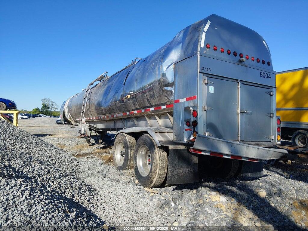 5WSAA452XHN048777 2017 WALKER STAINLESS EQUIP CO UNKNOWN photo no. 3