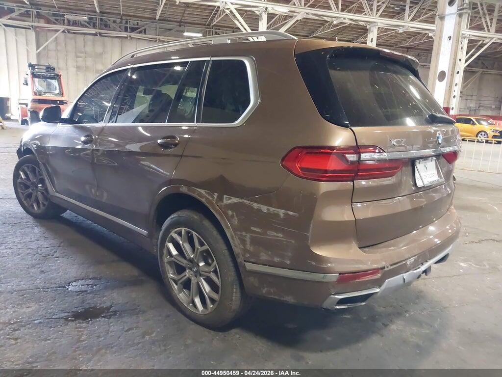5UXCW2C54KLB43437 2019 BMW X7 photo no. 3