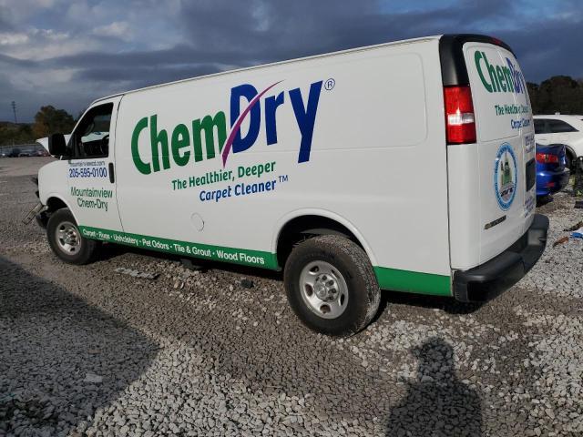2022 CHEVROLET EXPRESS G2500 — Фото 2 из 13