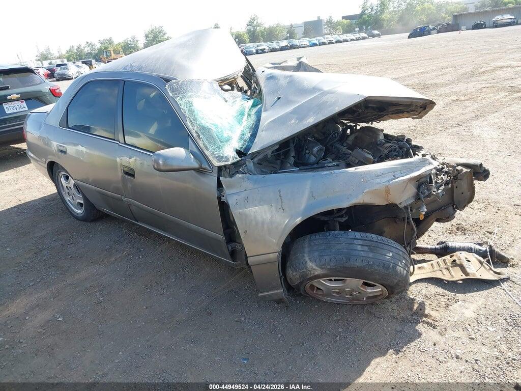 4T1BG22K21U022294 2001 TOYOTA CAMRY photo no. 1