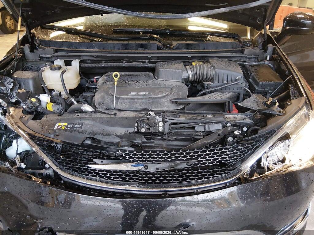 2C4RC1BG4HR530150 2017 CHRYSLER PACIFICA photo no. 10