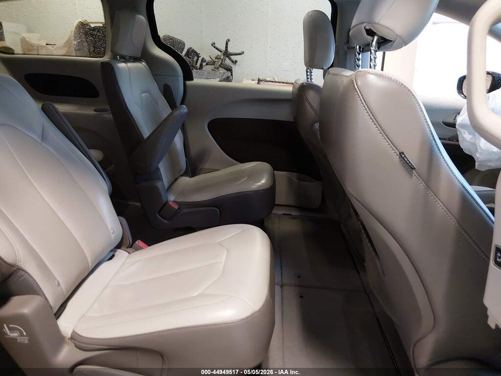 2C4RC1BG4HR530150 2017 CHRYSLER PACIFICA photo no. 8