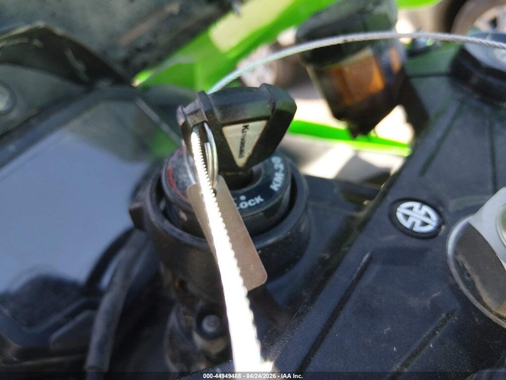 JKBZXVM10SA009786 2025 KAWASAKI ZX1002 photo no. 11