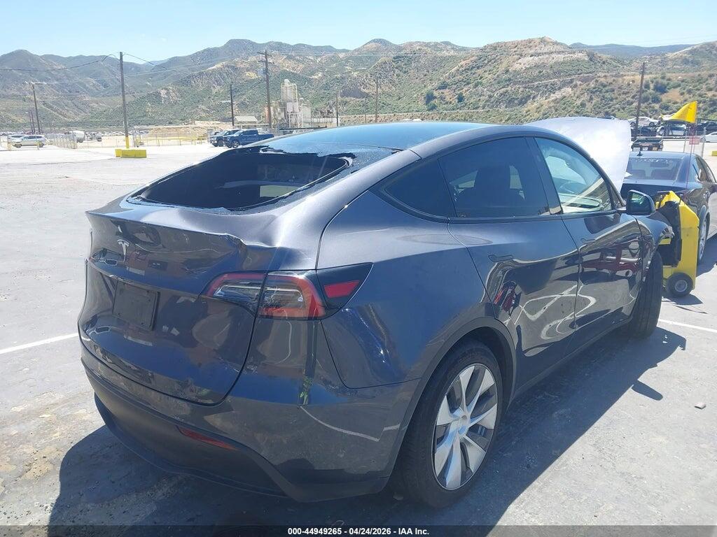 7SAYGDED4PF979411 2023 TESLA MODEL Y photo no. 4