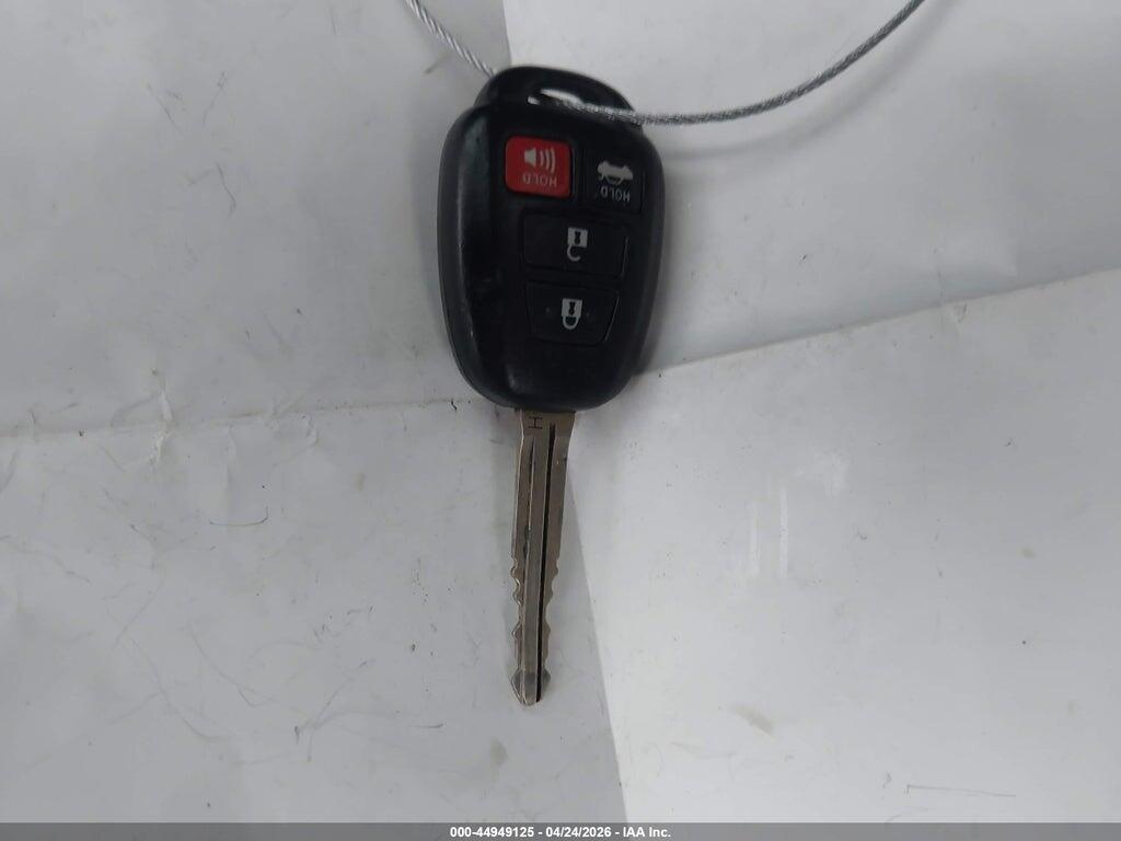 4T1BF1FK3GU516339 2016 TOYOTA CAMRY photo no. 11