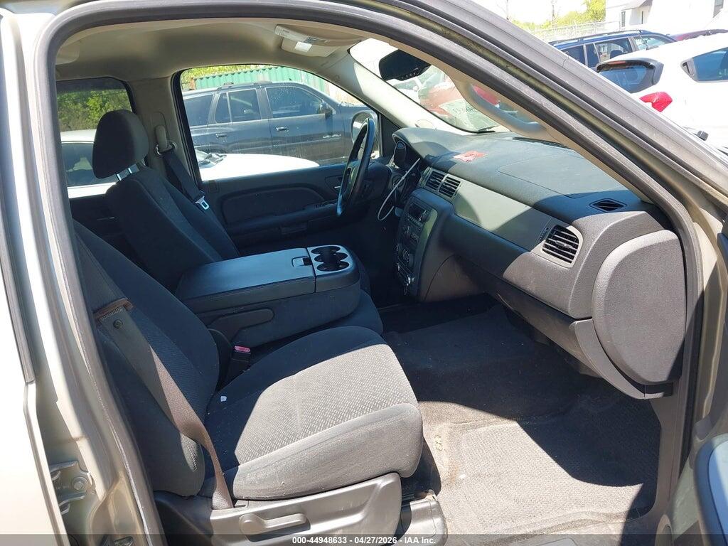 3GNFK16378G187618 2008 CHEVROLET SUBURBAN 1500 photo no. 5