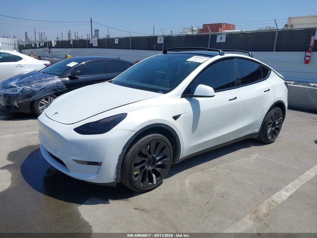 5YJYGDEE2MF097364 2021 TESLA MODEL Y photo no. 2