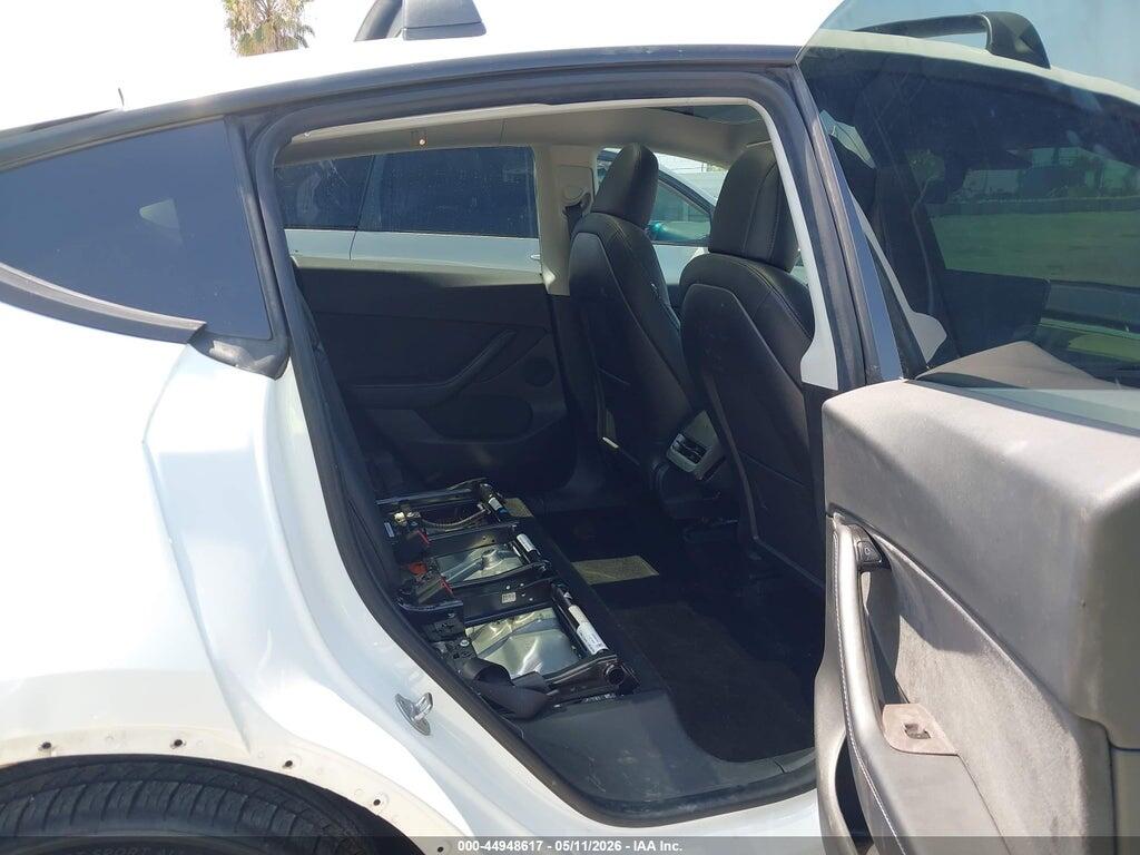 5YJYGDEE2MF097364 2021 TESLA MODEL Y photo no. 8