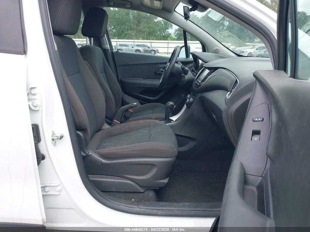 KL7CJNSB0HB242919 2017 CHEVROLET TRAX photo no. 5