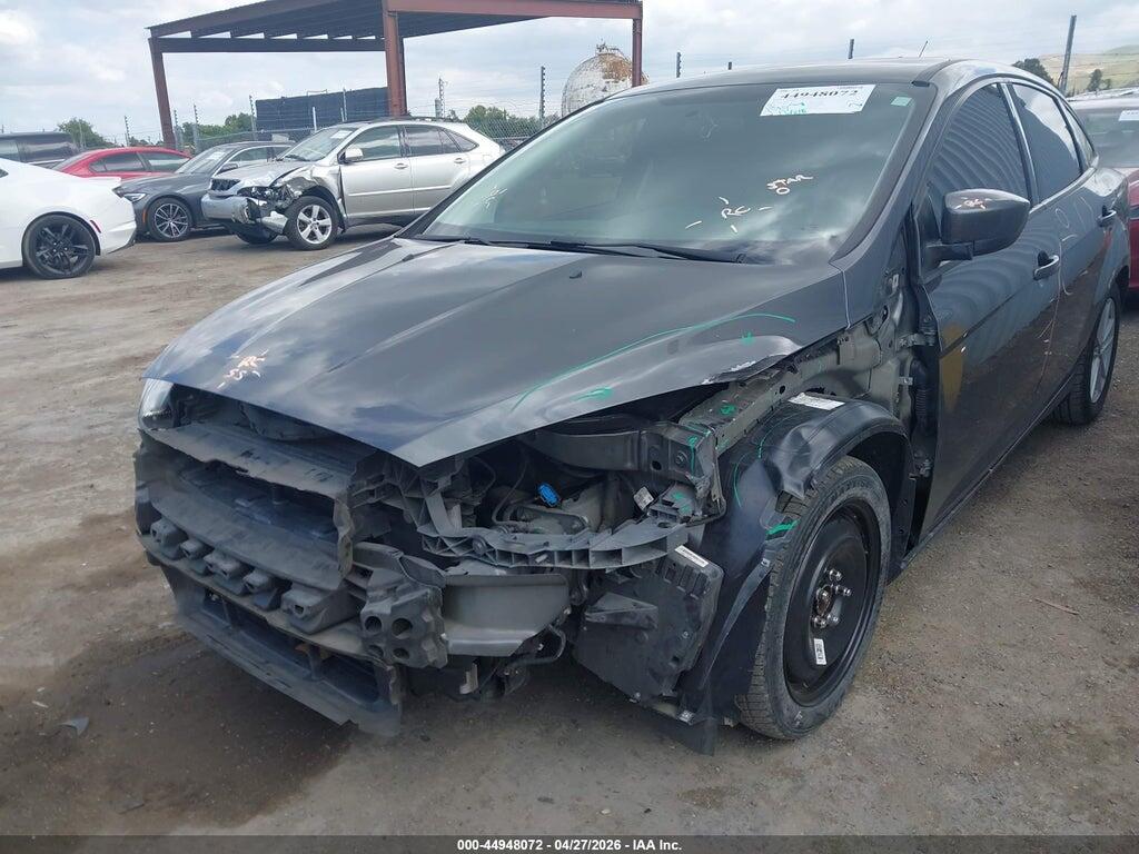 1FADP3F24JL278400 2018 FORD FOCUS photo no. 6