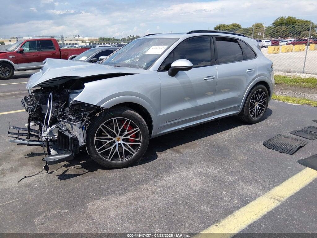 WP1AL2AY5RDA35472 2024 PORSCHE CAYENNE photo no. 2