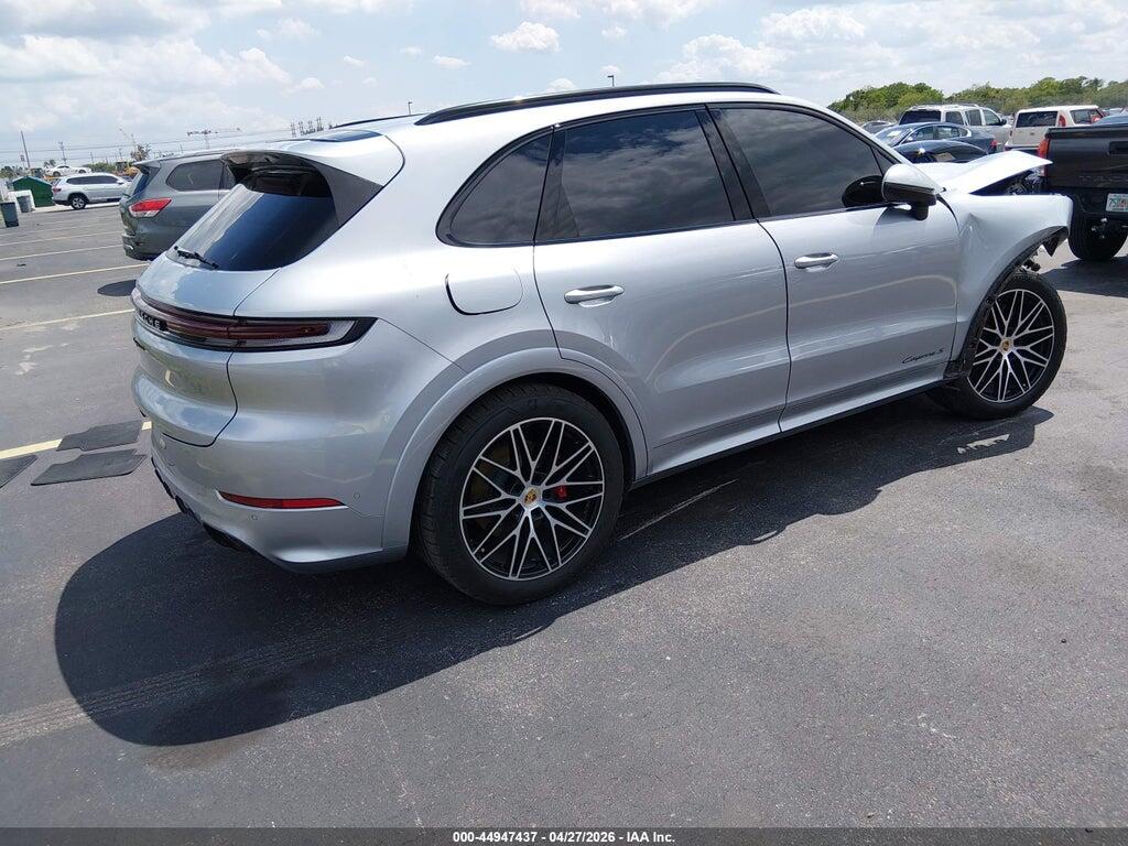 WP1AL2AY5RDA35472 2024 PORSCHE CAYENNE photo no. 4