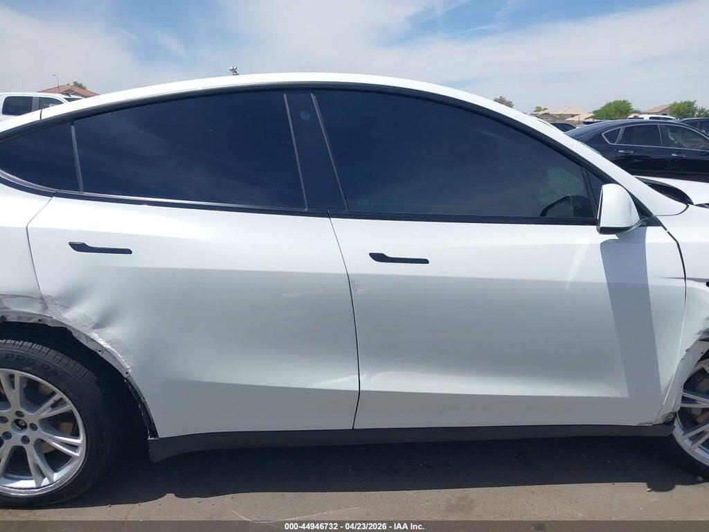 7SAYGDEE2NF317171 2022 TESLA MODEL Y photo no. 12
