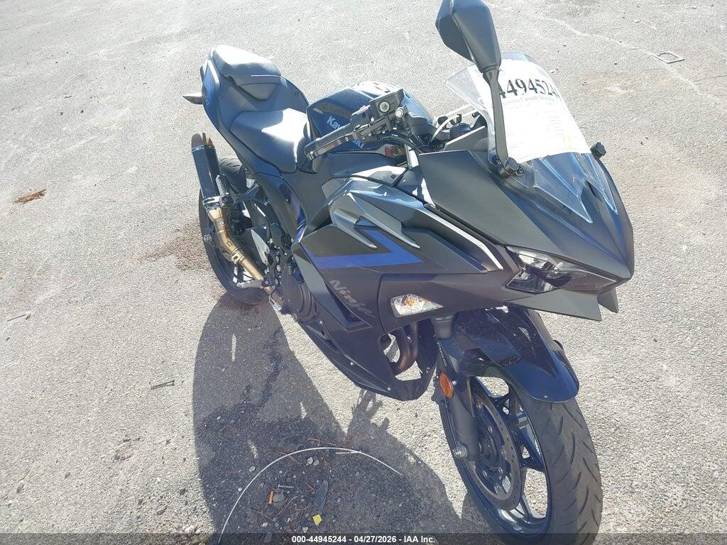 ML5EXGG1XSDA43939 2025 KAWASAKI EX500 photo no. 1