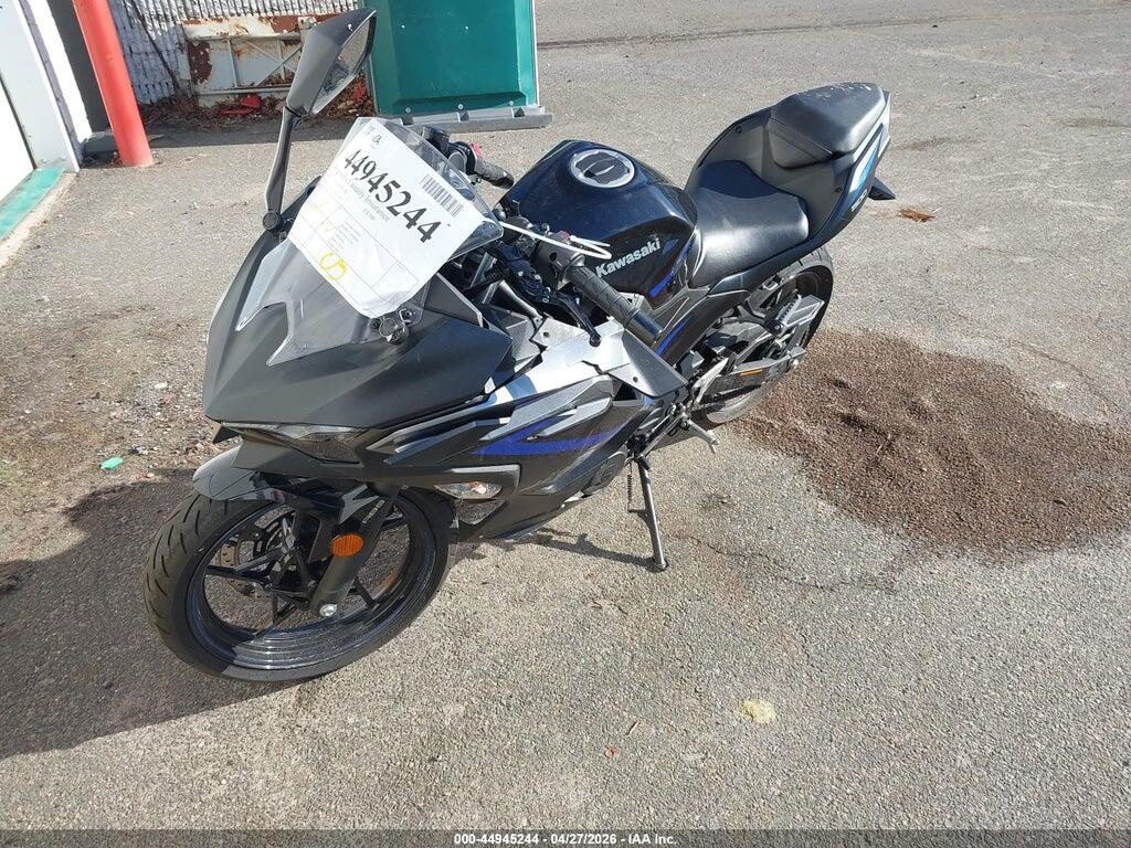 ML5EXGG1XSDA43939 2025 KAWASAKI EX500 photo no. 2