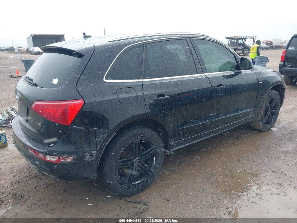 WA1MKAFPXAA039495 2010 AUDI Q5 photo no. 4