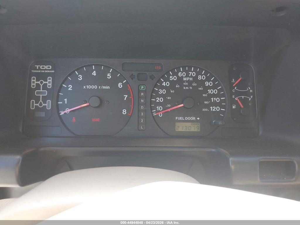 JACDJ58X617J14525 2001 ISUZU TROOPER photo no. 7