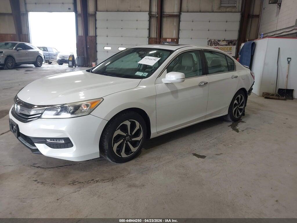 1HGCR2F83HA079084 2017 HONDA ACCORD photo no. 2