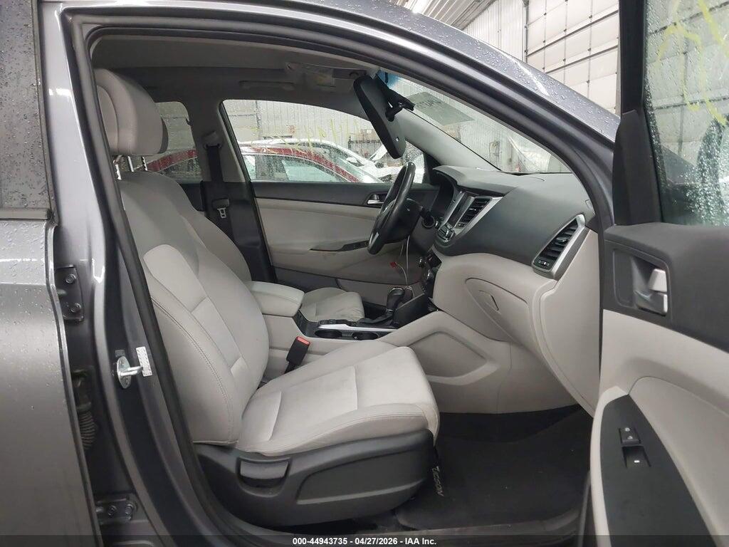 KM8J3CA20JU630054 2018 HYUNDAI TUCSON photo no. 5