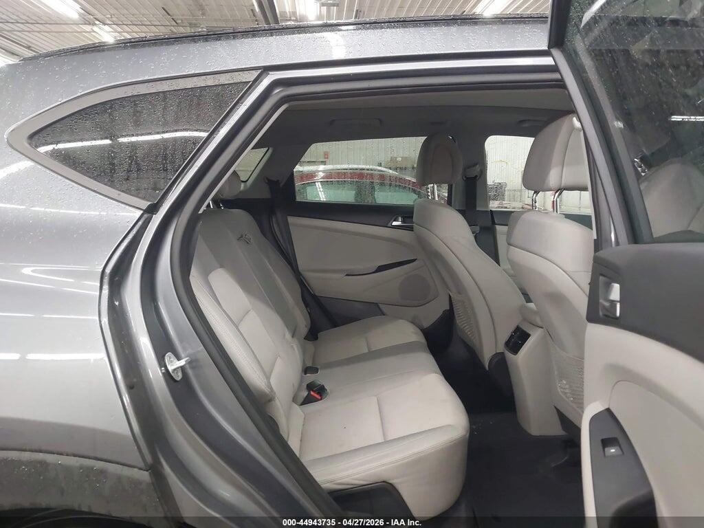 KM8J3CA20JU630054 2018 HYUNDAI TUCSON photo no. 8