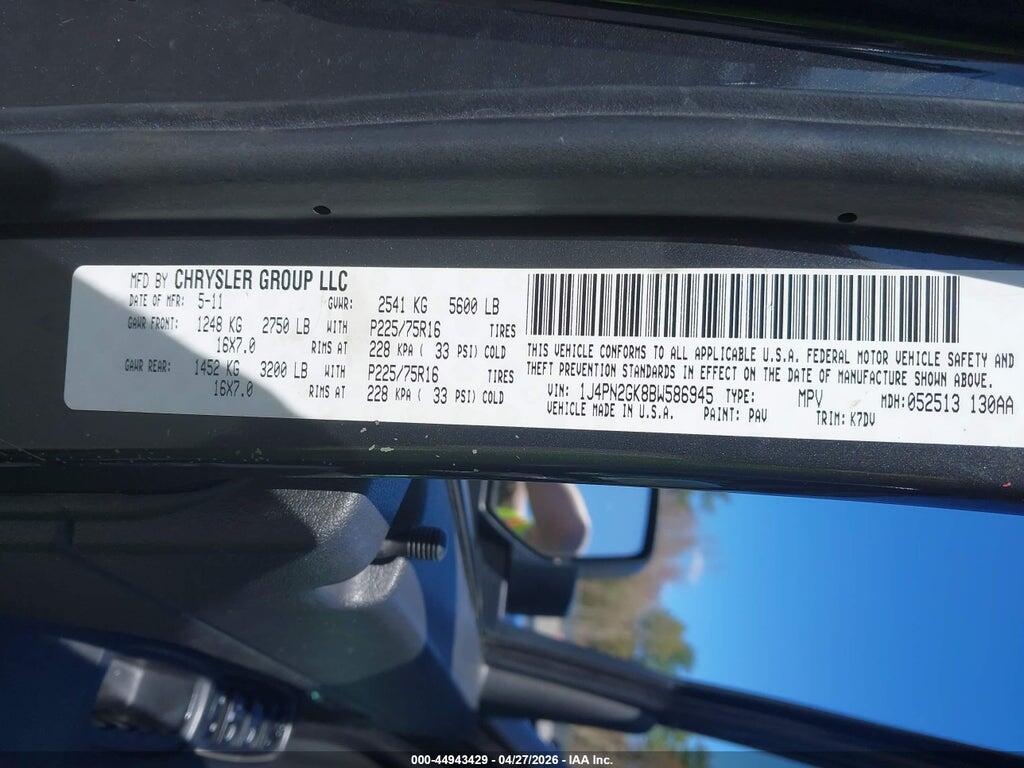 1J4PN2GK8BW586945 2011 JEEP LIBERTY photo no. 9