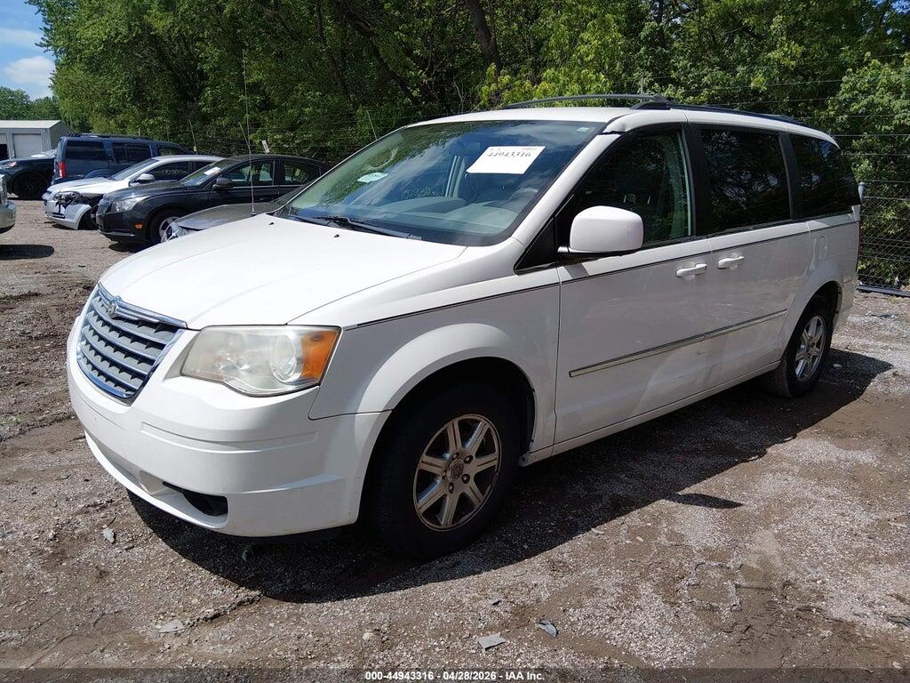 2A4RR5D13AR278597 2010 CHRYSLER TOWN & COUNTRY photo no. 2
