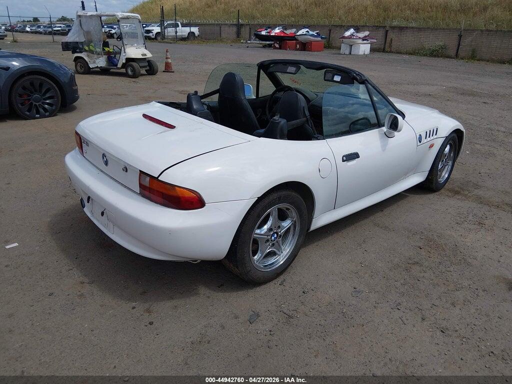 4USCH7329VLB82537 1997 BMW Z3 photo no. 4