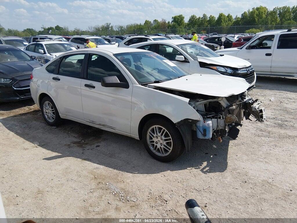 1FAHP3FN0AW111560 2010 FORD FOCUS photo no. 1
