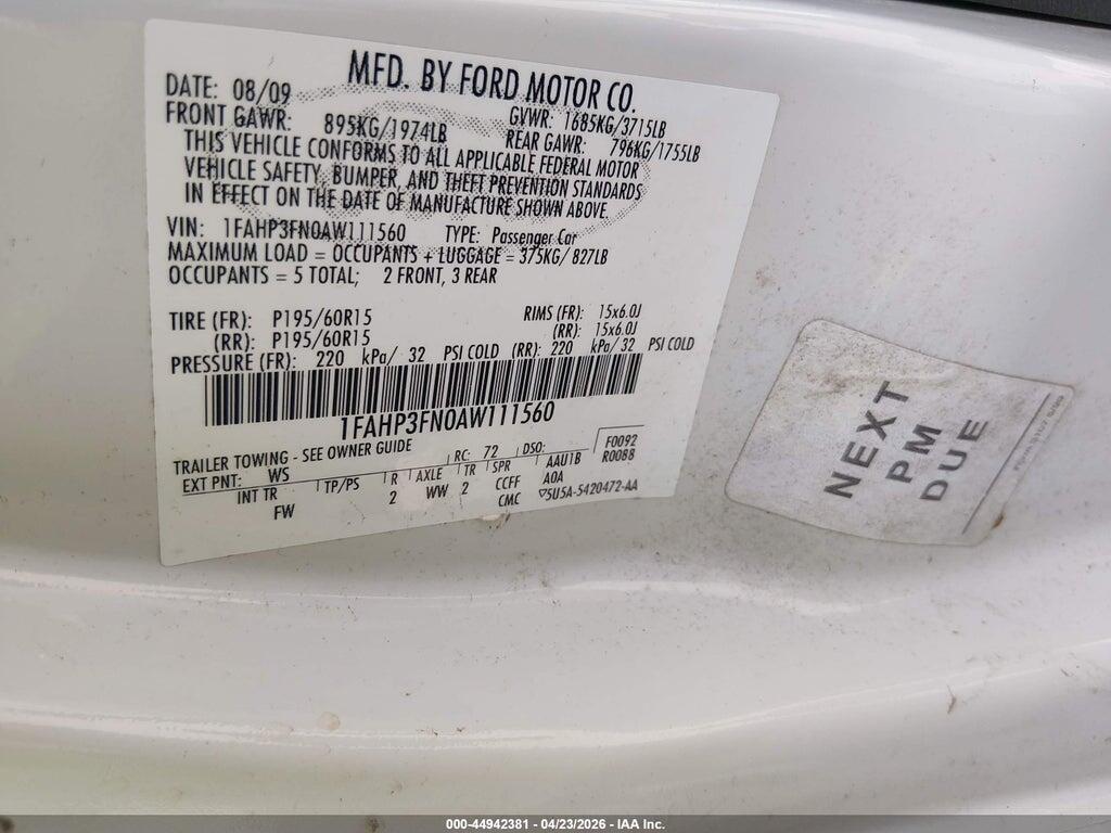 1FAHP3FN0AW111560 2010 FORD FOCUS photo no. 9