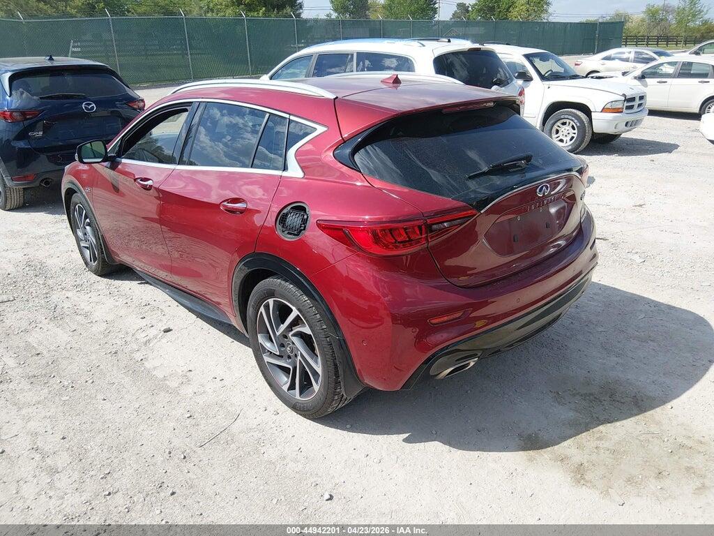 SJKCH5CP3JA045132 2018 INFINITI QX30 photo no. 3