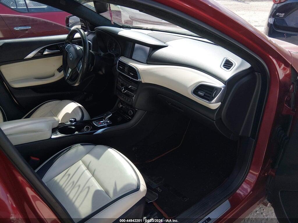 SJKCH5CP3JA045132 2018 INFINITI QX30 photo no. 5
