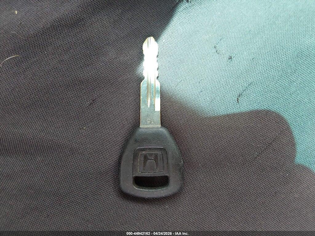 1HGCG16542A065529 2002 HONDA ACCORD photo no. 11