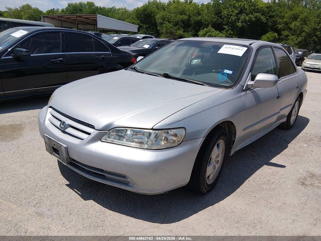 1HGCG16542A065529 2002 HONDA ACCORD photo no. 2