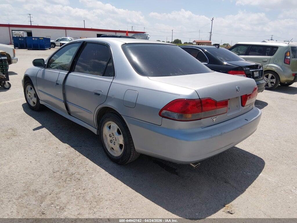 1HGCG16542A065529 2002 HONDA ACCORD photo no. 3