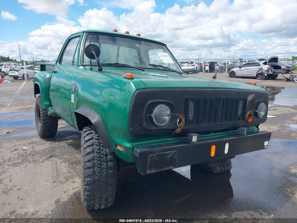 0000W14BE85167180 1977 DODGE POWER WAGON photo no. 1