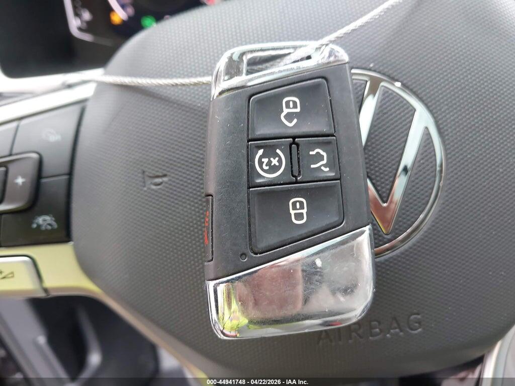 1V2BR2CAXMC565826 2021 VOLKSWAGEN ATLAS photo no. 11