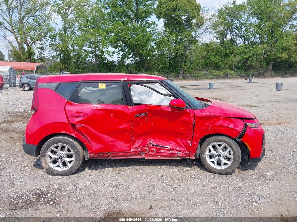 KNDJ23AUXN7154263 2022 KIA SOUL photo no. 12