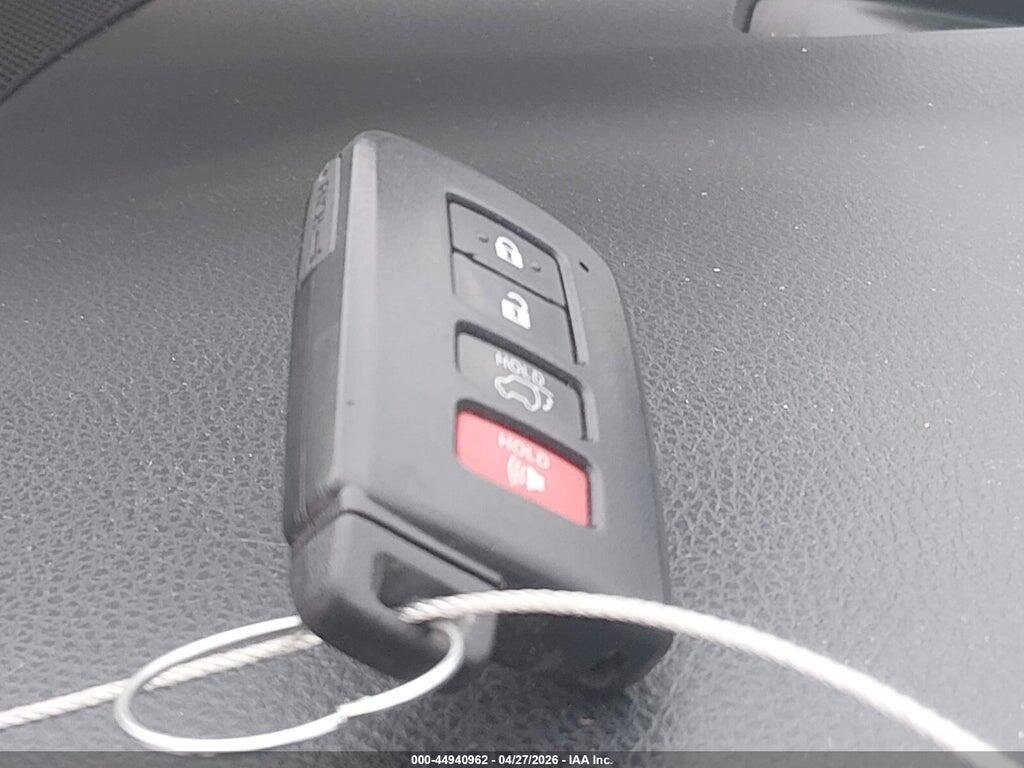 5TDKZRFH5HS515567 2017 TOYOTA HIGHLANDER photo no. 11