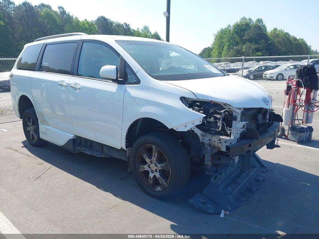 5TDXK3DC6FS549710 2015 TOYOTA SIENNA photo no. 1