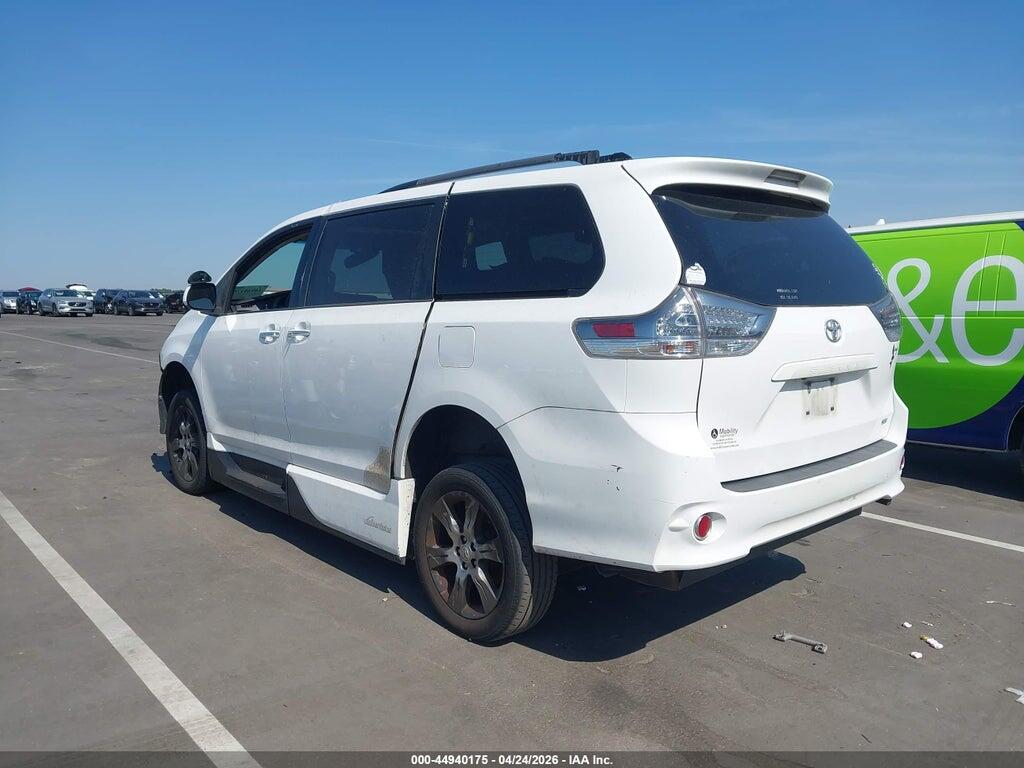 5TDXK3DC6FS549710 2015 TOYOTA SIENNA photo no. 3